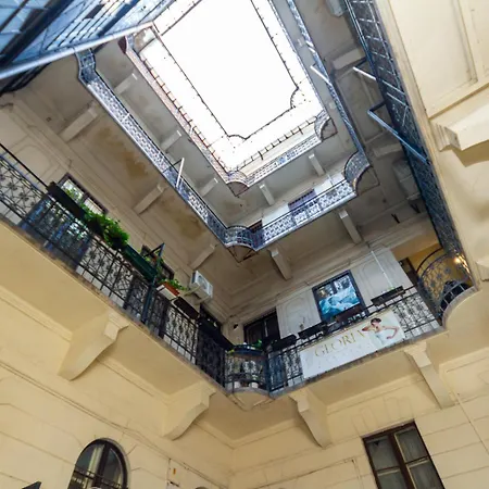 Elisabeth Nest W 2br And Ac By Nw Budapest