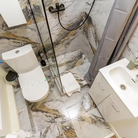 Elisabeth Nest W 2br And Ac By Nw *