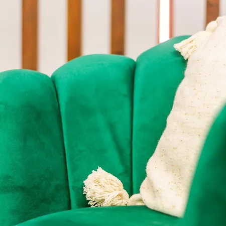 Elisabeth Nest W 2br And Ac By Nw Apartman *