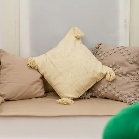 Elisabeth Nest W 2br And Ac By Nw Budapest