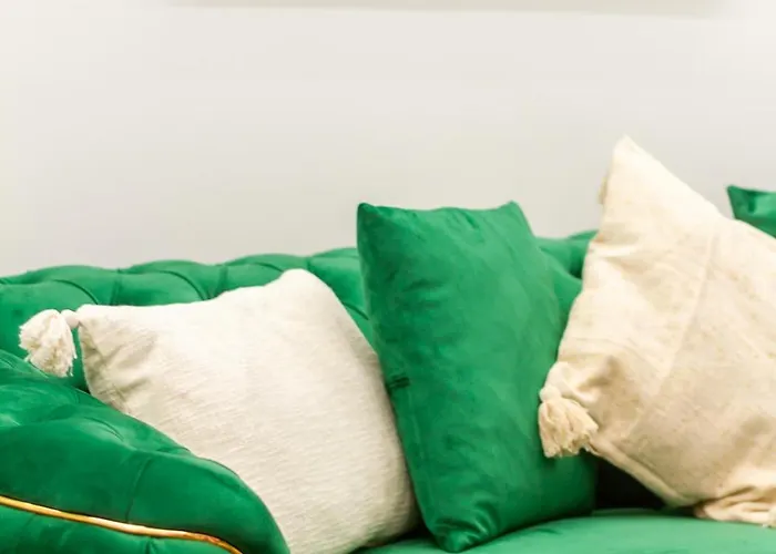 Elisabeth Nest W 2br And Ac By Nw Apartman