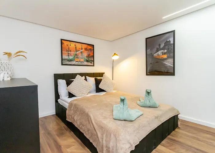Elisabeth Nest W 2br And Ac By Nw Budapest