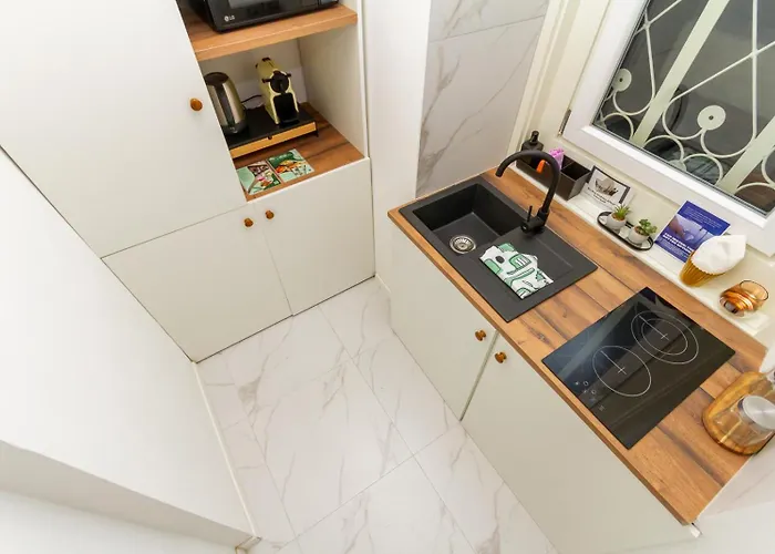 Elisabeth Nest W 2br And Ac By Nw Apartman