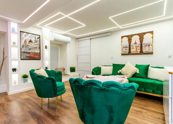Elisabeth Nest W 2br And Ac By Nw Apartment *