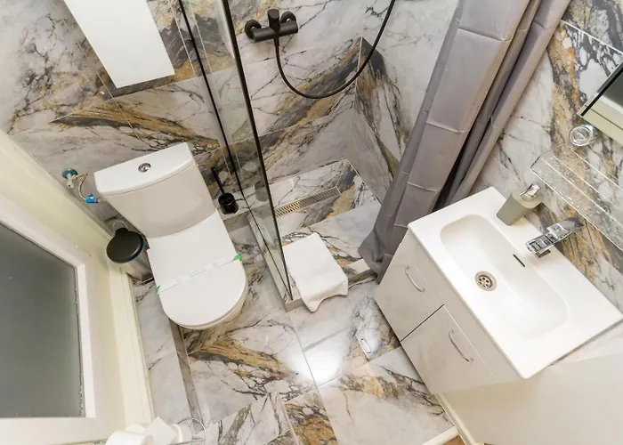 Elisabeth Nest W 2br And Ac By Nw *