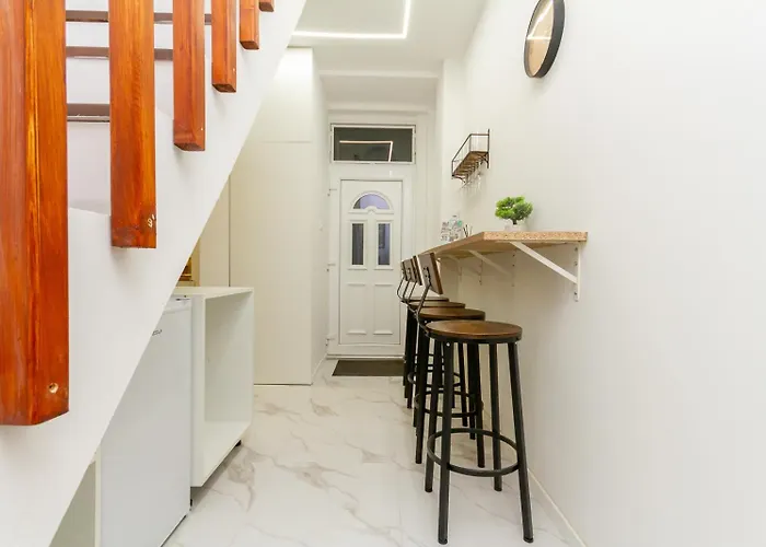 Elisabeth Nest W 2br And Ac By Nw *