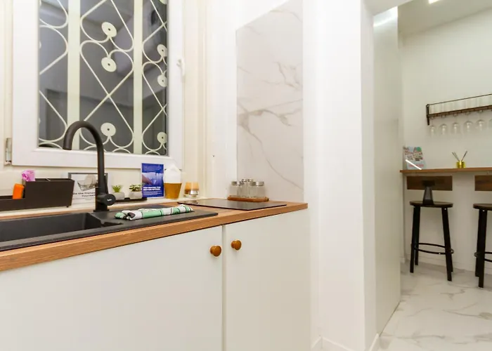 Elisabeth Nest W 2br And Ac By Nw Budapest